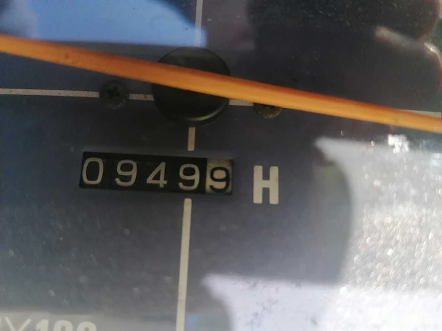 Iseki tu165f vierwielaangedreven minitractor met grondfrees - afbeelding 13 van  15