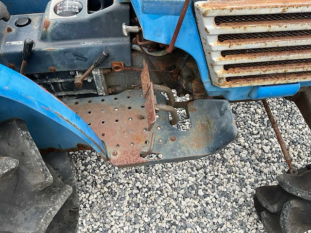 Iseki tu1700 minitractor - afbeelding 2 van  23