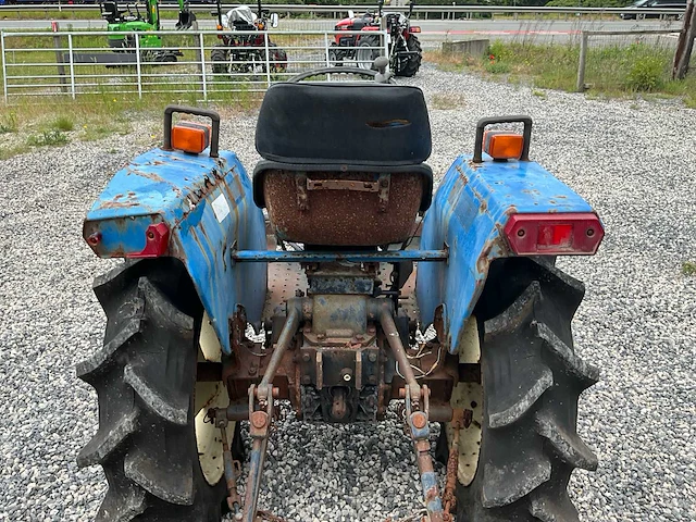 Iseki tu1700 minitractor - afbeelding 8 van  23