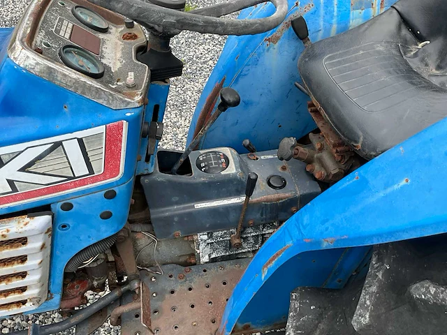 Iseki tu1700 minitractor - afbeelding 13 van  23