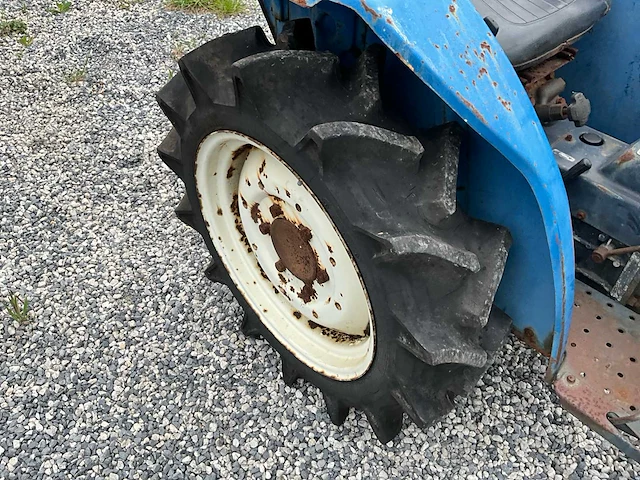 Iseki tu1700 minitractor - afbeelding 23 van  23