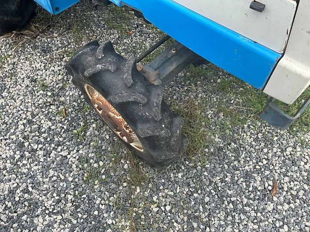 Iseki tu175 minitractor - afbeelding 12 van  15