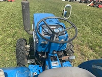 Iseki tu1900 vierwielaangedreven minitractor met grondfrees - afbeelding 5 van  23