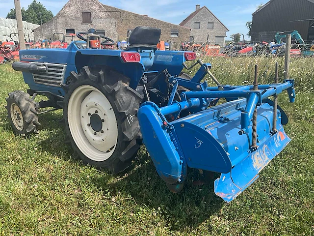 Iseki tu1900 vierwielaangedreven minitractor met grondfrees - afbeelding 21 van  23
