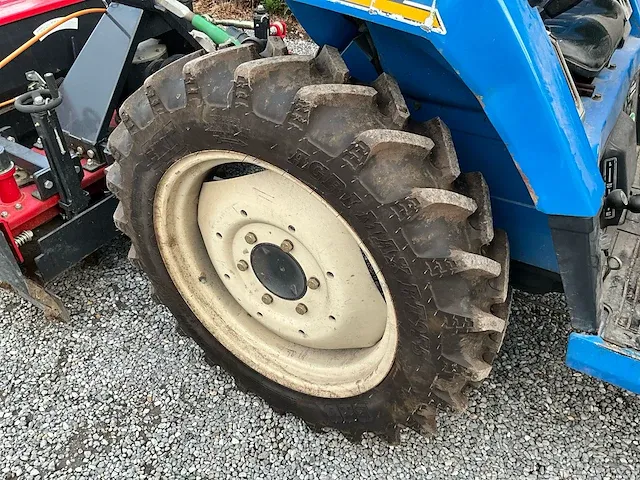 Iseki tu197f minitractor - afbeelding 17 van  30