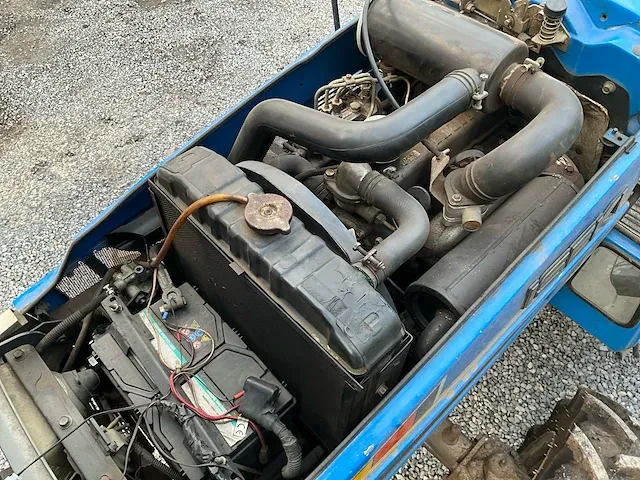 Iseki tu197f minitractor - afbeelding 20 van  30