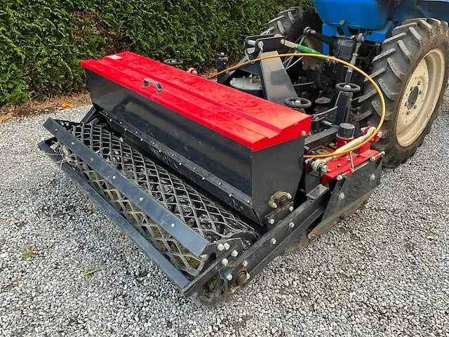 Iseki tu197f minitractor - afbeelding 28 van  30
