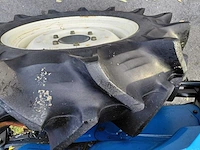 Iseki tu200 vierwielaangedreven minitractor met maaidek - afbeelding 2 van  16