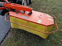 Iseki tu200 vierwielaangedreven minitractor met maaidek - afbeelding 6 van  16