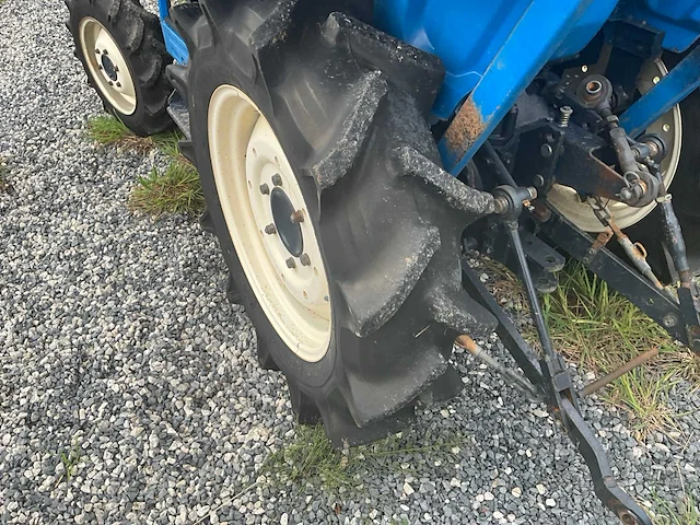 Iseki udx20 minitractor - afbeelding 15 van  18