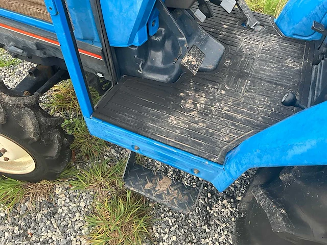Iseki udx20 minitractor - afbeelding 16 van  18