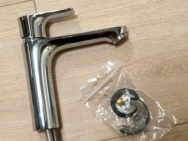 Isideal - lavabo kraan - afbeelding 1 van  7