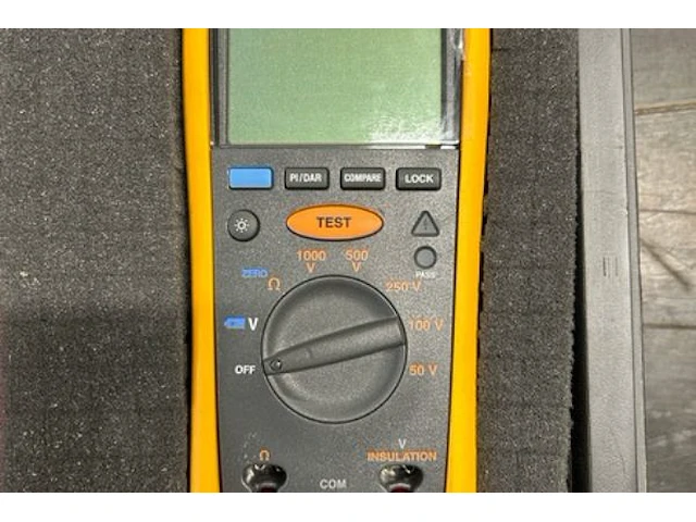 Isolatie tester fluke - afbeelding 2 van  4