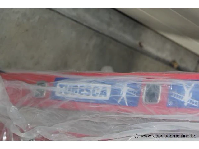 Isolerende ladder 4x2 sporten tubesca - afbeelding 4 van  4