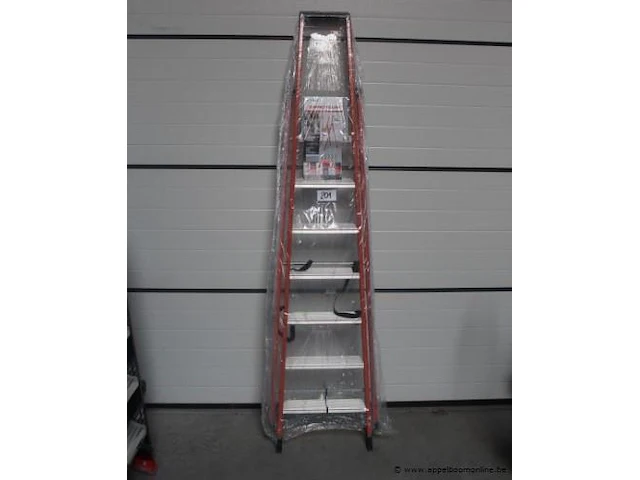 Isolerende trapladder tubesca - afbeelding 1 van  2