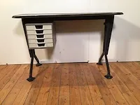 Italiaans design bureel - afbeelding 1 van  9