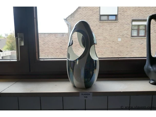 Italiaanse design vaas - afbeelding 1 van  1