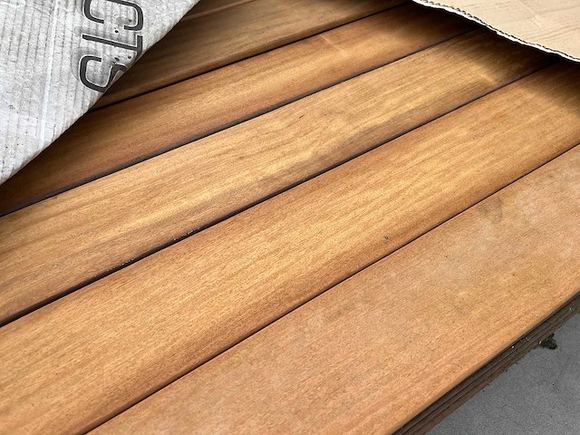 Itauba - itauba scherm planken geschaafd - afbeelding 2 van  5