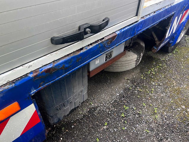 Iveco - 2000 - 80e15/75takelwagen - vrachtwagen - afbeelding 8 van  25
