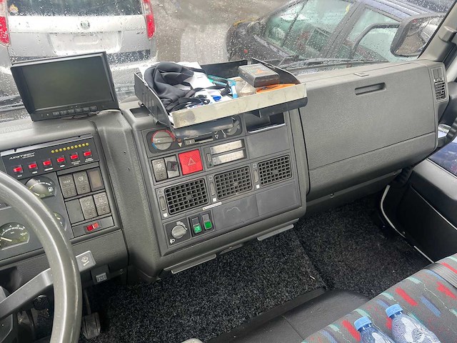 Iveco - 2000 - 80e15/75takelwagen - vrachtwagen - afbeelding 10 van  25