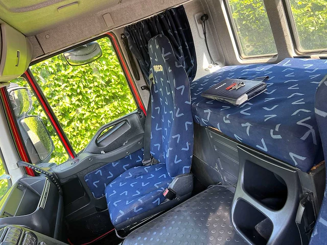 Iveco - 2011 - 380t/8.0 - vrachtwagen - afbeelding 18 van  37