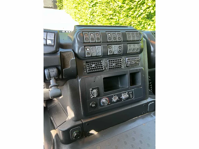 Iveco - 2011 - 380t/8.0 - vrachtwagen - afbeelding 22 van  37