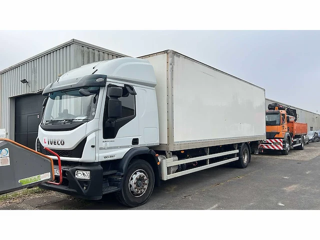 Iveco - 2016 - 180e25 - vrachtwagen - afbeelding 1 van  15