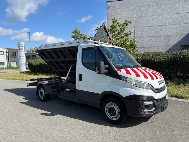 Iveco - 2018 - 35s14n - 3-kant kipper - personenauto - afbeelding 39 van  41