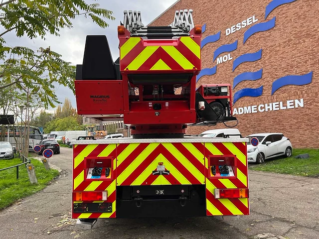 Iveco - eurofire - fire fighting trucks - afbeelding 3 van  64