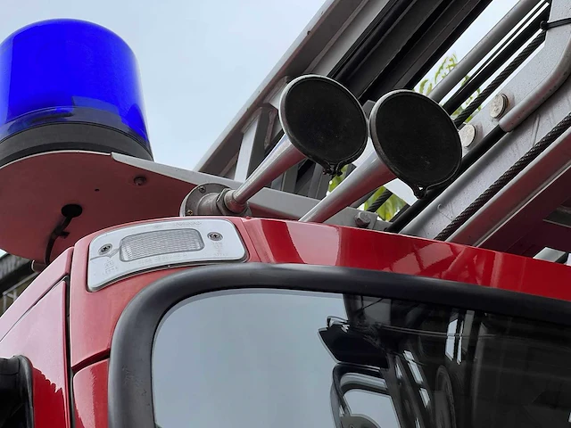 Iveco - eurofire - fire fighting trucks - afbeelding 16 van  64