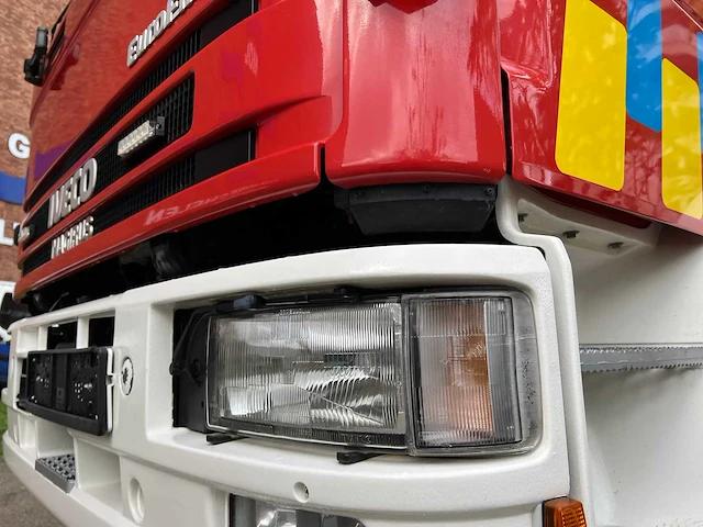 Iveco - eurofire - fire fighting trucks - afbeelding 26 van  64