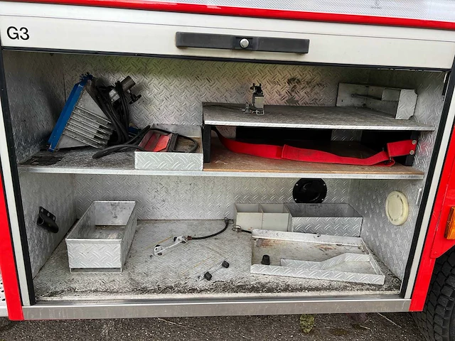 Iveco - eurofire - fire fighting trucks - afbeelding 40 van  64
