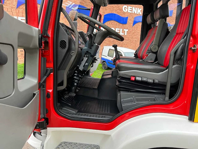 Iveco - eurofire - fire fighting trucks - afbeelding 42 van  64