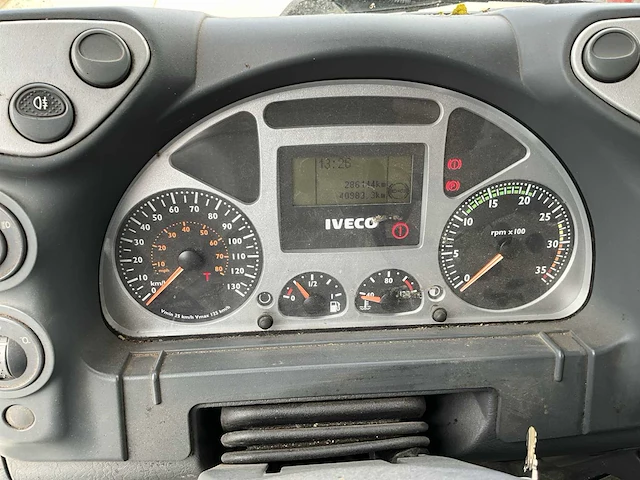 Iveco 120e18 vrachtwagen - afbeelding 4 van  31