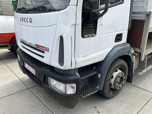 Iveco 120e18 vrachtwagen - afbeelding 7 van  31
