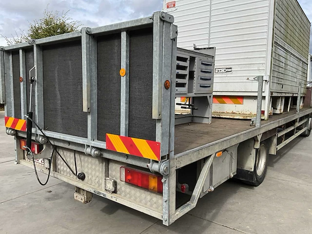 Iveco 120e18 vrachtwagen - afbeelding 15 van  31