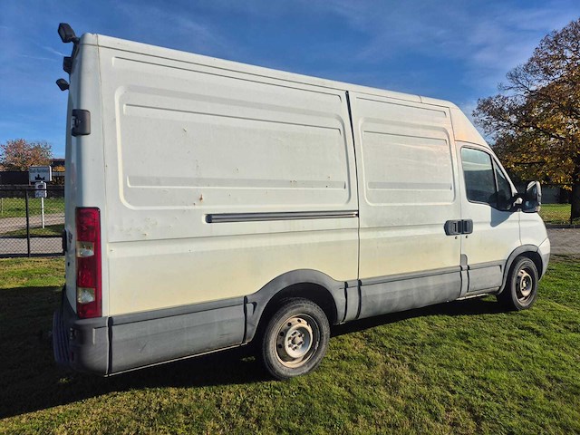 Iveco 35s14 daily bedrijfswagen 2009 - afbeelding 2 van  25