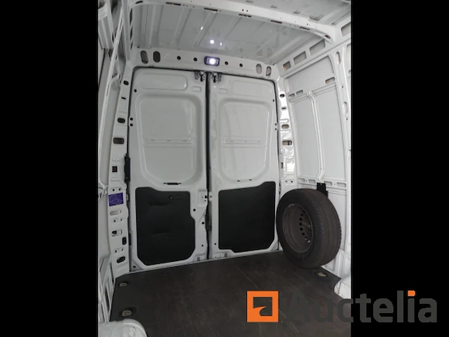 Iveco 35s14n bestelwagen (2021-60.293 km) - afbeelding 5 van  34