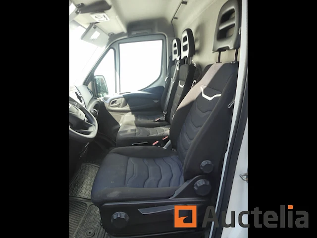 Iveco 35s14n bestelwagen (2021-60.293 km) - afbeelding 1 van  34