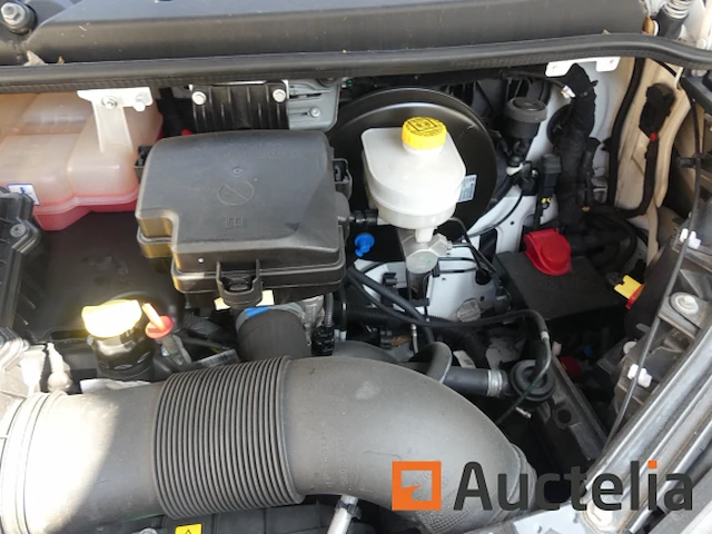 Iveco 35s14n bestelwagen (2021-60.293 km) - afbeelding 17 van  34