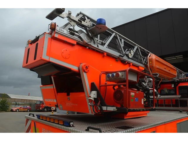 Iveco al25 ladderwagen, 30 meter, bouwjaar: 11/12/1998, ch.nr. zcfa1gh002252607 met boorddocumenten en sleutel - afbeelding 41 van  42