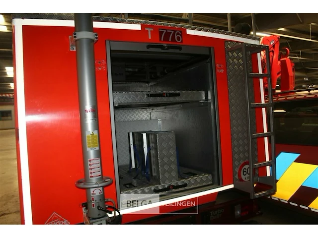 Iveco brandweerwagen - afbeelding 3 van  31