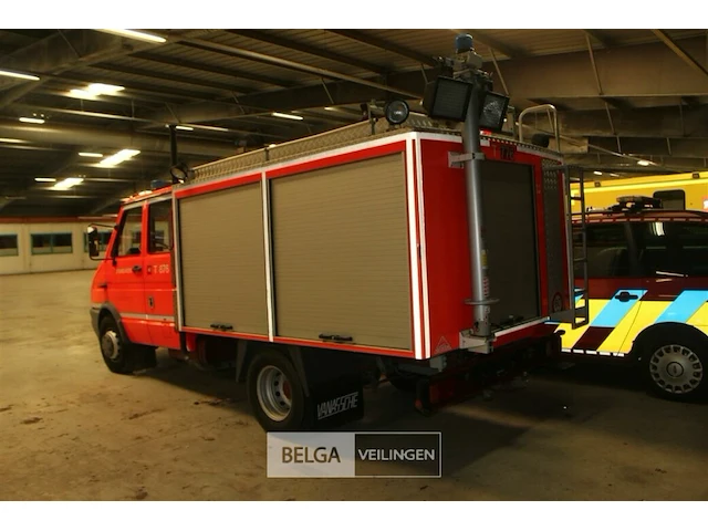 Iveco brandweerwagen - afbeelding 29 van  31