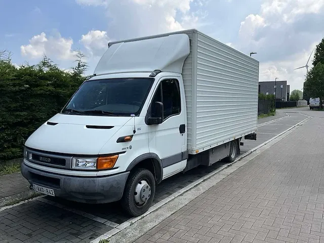 Iveco dagelijks 40c11 - 2001 - 63 000km - afbeelding 1 van  37