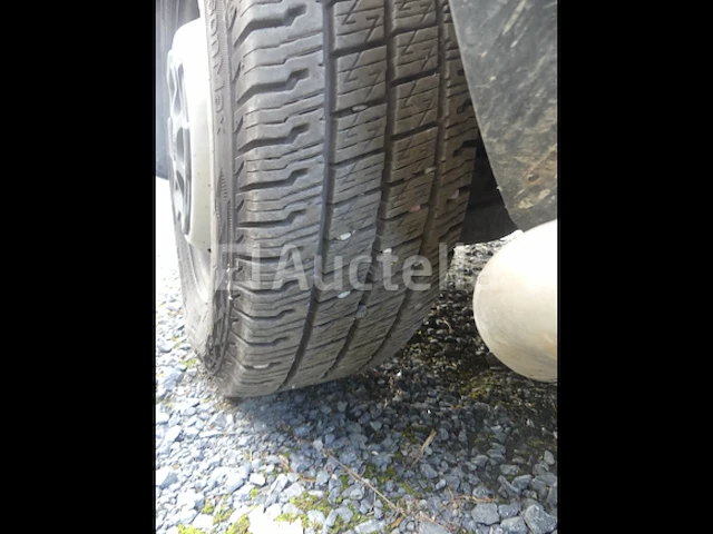 Iveco dagelijkse bestelwagen (2016-134.234 km) - afbeelding 26 van  41