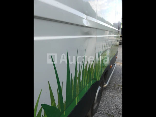 Iveco dagelijkse bestelwagen (2016-134.234 km) - afbeelding 27 van  41