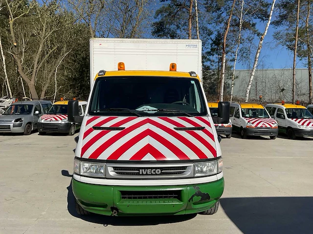 Iveco daily 35s10 hpi bedrijfswagen - afbeelding 18 van  20