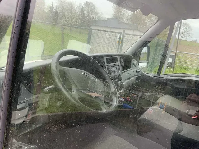 Iveco daily 35s17 bedrijfswagen - afbeelding 2 van  11
