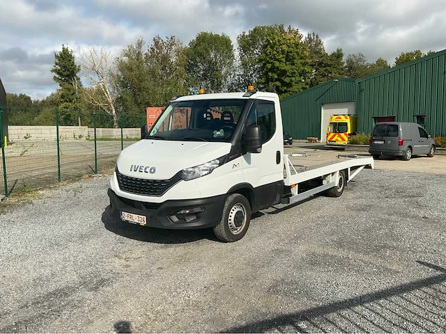 Iveco daily 35s18 takelwagen - afbeelding 1 van  37