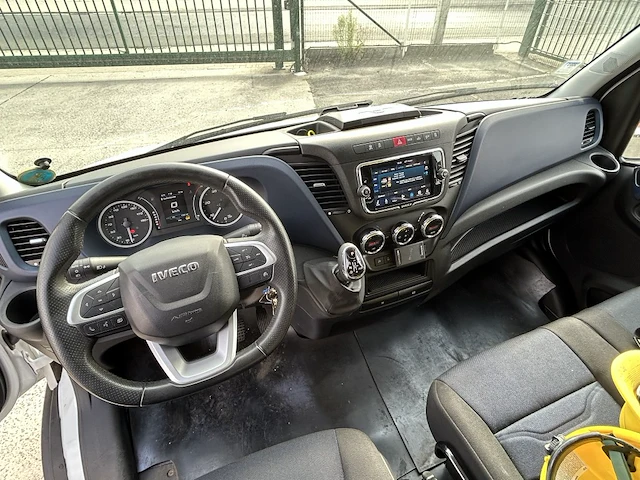 Iveco daily 35s18 - afbeelding 17 van  19